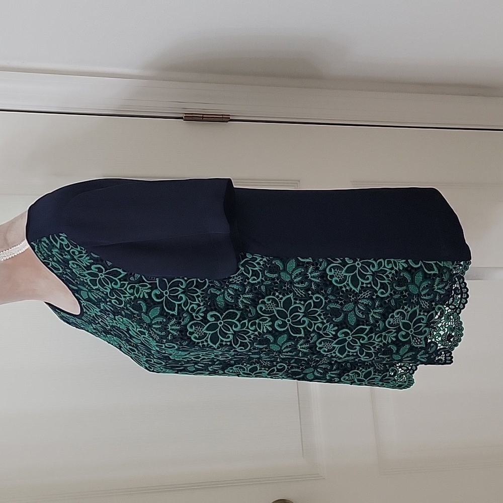 J. Crew Collection, Navy with Green Embroidered Lace Top, Silk Sleeves, Size 8 - Picture 3 of 14